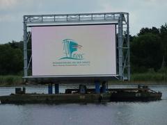 Funktioniert: Die neue Anzeigetafel erstmals in Betrieb.