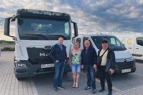 Die Hilfsgüter wurden an der Grenze zur Weiterfahrt übergeben. Foto: privat