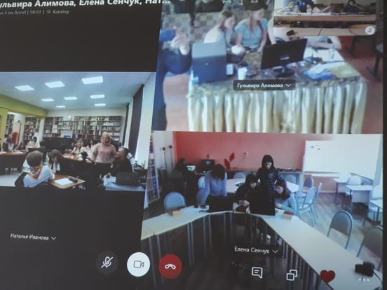 Videokonferenz zwischen Schüler/innen des Bertolt-Brecht-Gymnasiums, der Partnerschule in Magnitogorsk und aus Omsk in Sibirien (Februar 2020)