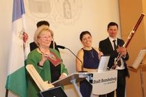 Die ehemalige Bürgermeisterin und Bundestagsabgeordnete Dr. Margrit Spielmann erinnerte unter anderem daran wie Daniel Keip mit 16 zur SPD kam.