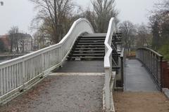 Bypassbrücke neben der Bauchschmerzenbrücke