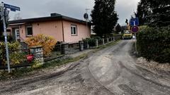 Verkehrsfläche im Rüsternweg vor den Straßenbauarbeiten