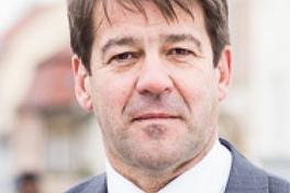 Portrait von Oberbürgermeister Steffen Scheller