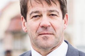 Portrait von Oberbürgermeister Steffen Scheller
