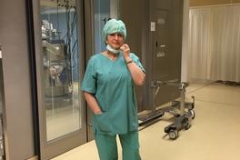 Oberbürgermeisterin hilft im Klinikum aus