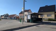 Blick auf die Bushaltesstelle Altes Dorf