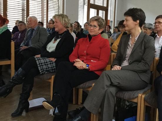 Auf der Fachtagung (v.r.n.l.) Landesgleichstellungsbeauftragte Monika von der Lippe, Dr. Dietlind Tiemann, Kornelia Köppe und SVV-Vorsitzender Walter Paaschen
