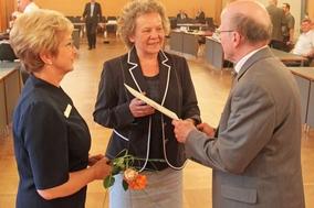 Urkunden für die Volksvertreter