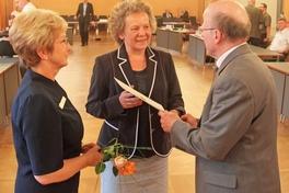 Urkunden für die Volksvertreter