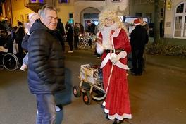 Die Plauer Weihnachtsfrau hat auch ihr Kommen zugesagt.