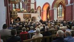 Geistliche Worte sprach Dompfarrerin Susanne Graap.