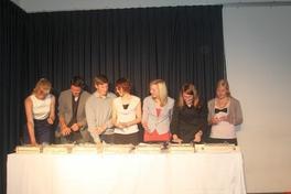 Schüler verewigen sich auf der „Wall of Fame“