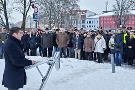 Oberbürgermeister Steffen Scheller während seiner Rede zum Gedenken an die Opfer des nationalsozialistischen Terrorregimes.