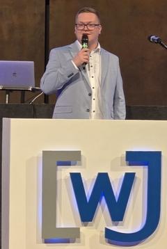 Marvin Zinke am Renderpult.