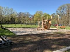 Ein Spielplatz