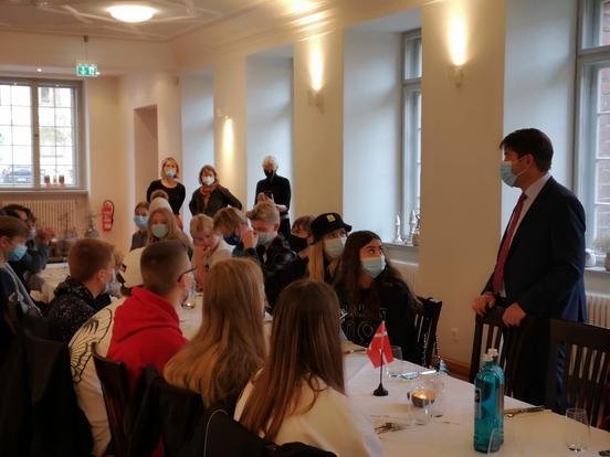 Oberbürgermeister Steffen Scheller empfing Masterclass-Schülerinnen und Schüler