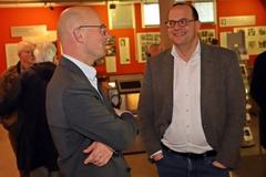 Daniel Keip mit Wissenschafts-Staatssekretär Tobias Dünow.