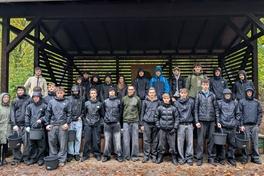 Gruppenbild der Abiturstufe, die fleißig sammelte.