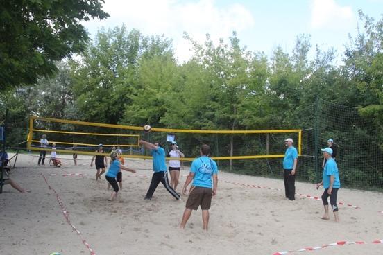 BUGA-Bürgermeister spielen Volleyball