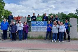 Das Lebenshilfe-Team vor dem Gärtnereigelände in der Koenigsmarckstraße