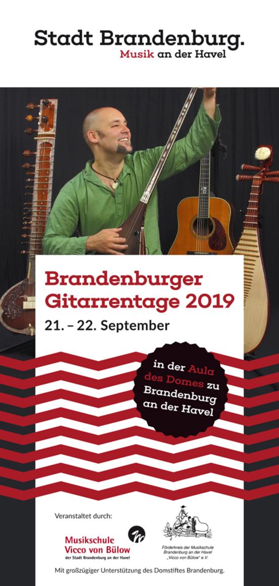 Grigor Shagoyan auf dem Titelbild des Flyers für die Brandenburger Gitarrentage