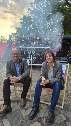 Oberbürgermeister Daniel Keip und Stephanie Knitter beim Finale des Havelsommers.