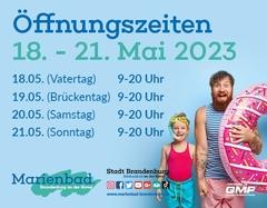 Plakat mit Öffnungszeiten