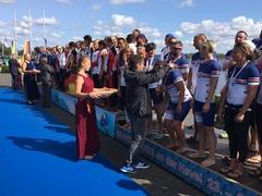 Ministerin und Oberbürgermeister bei der Siegerehrung