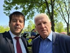 OB Steffen Scheller und SVV-Vorsitzender Walter Paaschen