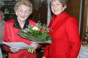 Glückwünsche zum 105. Geburtstag