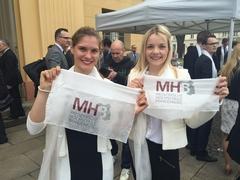 Freude über Immatrikulation an der MHB