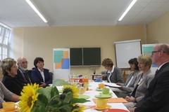 Gedankenaustausch über das BOS-Schulkonzept und geplante Baumaßnahmen.