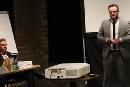 Bürgermeister Müller bei seiner Eröffnungsrede