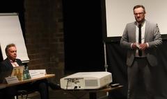 Bürgermeister Müller bei seiner Eröffnungsrede