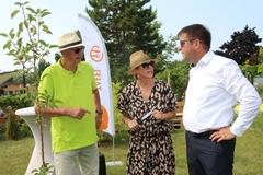 OB Scheller mit den Vorstandsmitgliedern Ulrike Stasche und Achim Lengler.