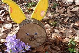 Osterhase aus Baumscheibe