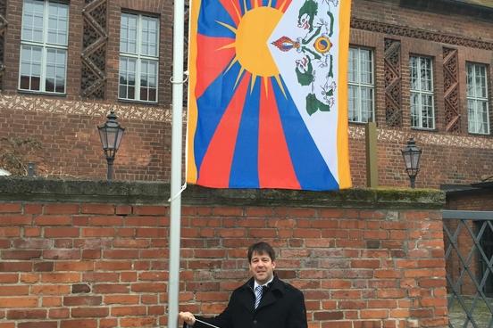 Brandenburg an der Havel beteiligt sich an der Aktion "Flagge zeigen für Tibet"