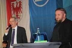 Bildungsstaatssekretär Hendrik Fischer bei seiner Ansprache.