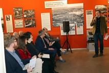 Museumsleiter Marius Krohn hieß die Gäste willkommen.