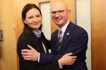 Daniel Keip mit Julia Zureck, die ebenfalls für das OB-Amt kandidiert hat.