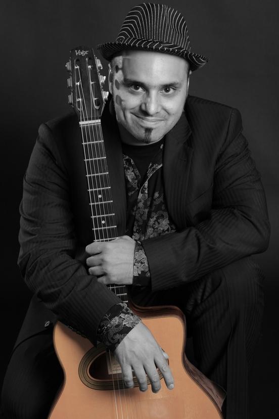 Meistergitarrist Rehan Syed