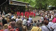 Die gut besuchte Waldbühne bot kulturelle Abwechslung.