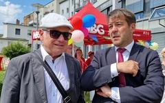 Oberbürgermeister Steffen Scheller im Gespräch mit dem einstigen WBG-Vorstand Gerhard Zapff.