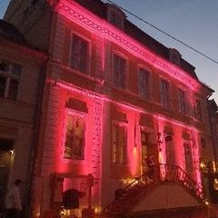 Auch 2025 wird das Frey-Haus in bunte Farben getaucht. Bei "Feuer und Flamme" im Stadtmuseum, geht es bunt, musikalisch und lecker zu