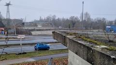 Februar-Tristess rund um die Reste der Brücke zwischen Magdeburger Straße und Magdeburger Landstraße.