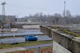 Februar-Tristess rund um die Reste der Brücke zwischen Magdeburger Straße und Magdeburger Landstraße.