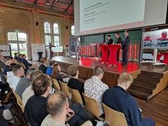 Gesprächsrunde mit Oberbürgermeister Steffen Scheller, Rathenows Bürgermeister Jörg Zietemann und  THB-Präsident Prof. Dr. Andreas Wilms.