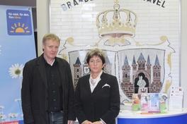 Frank Hildenbrandt von der Verbraucherzentrale und Oberbürgermeisterin Dr. Dietlind Tiemann bei der Vorstellung der 1. Kommunalen Klimakonferenz