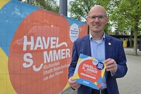 Oberbürgermeister Daniel Keip wirbt gern für den "Havelsommer" und freut sich auf die kulturelle Vielfalt.