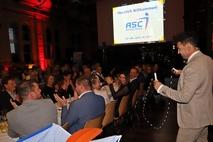 Sebastian Bradke bei der Vorstellung des ASC.